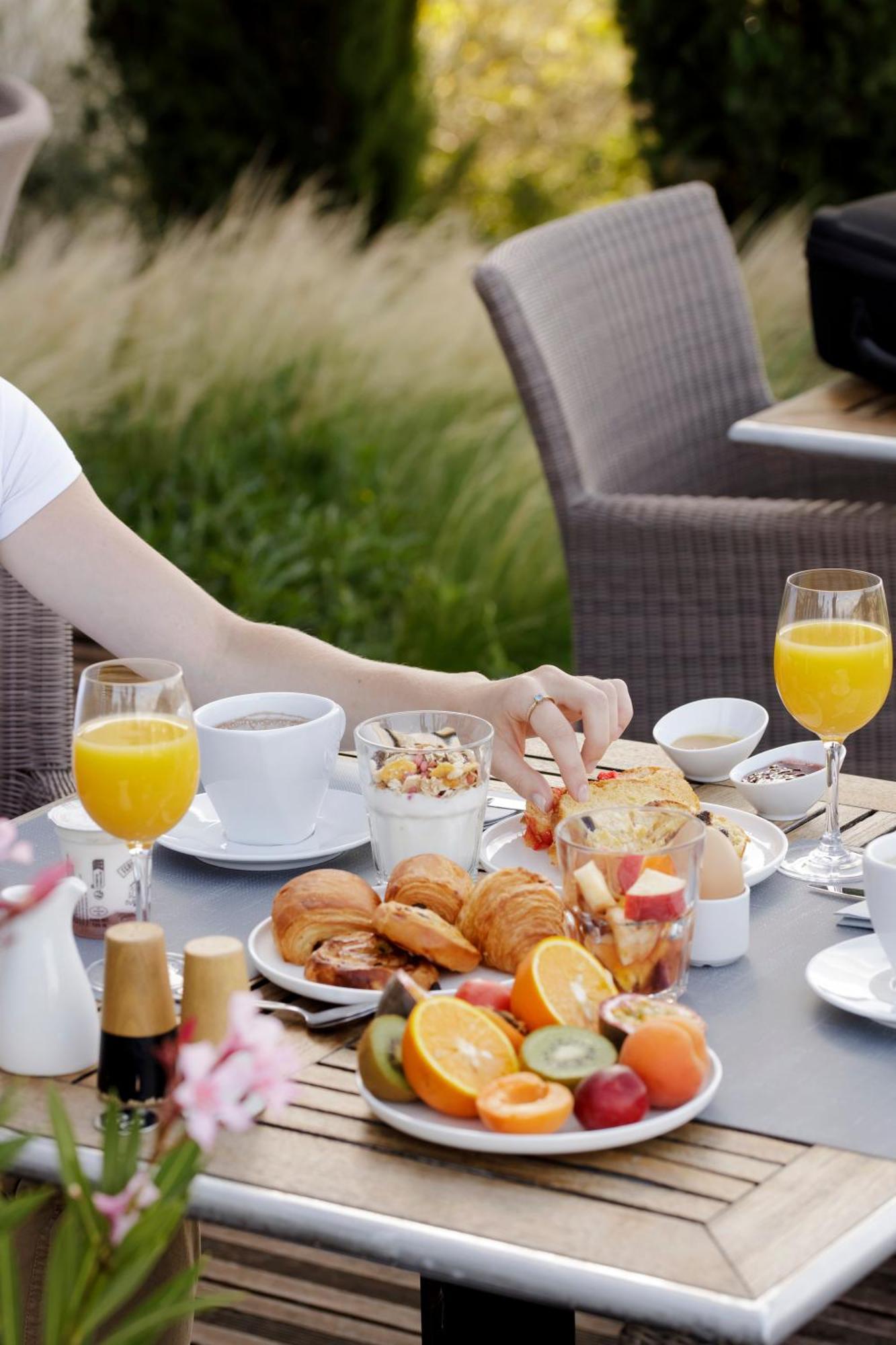 Best Western Plus Hotel Gergovie Perignat-les-Sarlieve Εξωτερικό φωτογραφία